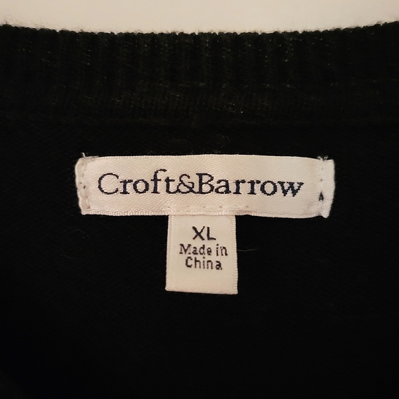 Pink gray black vneck sweater with vertical front diamond design - Picture 4 of 4